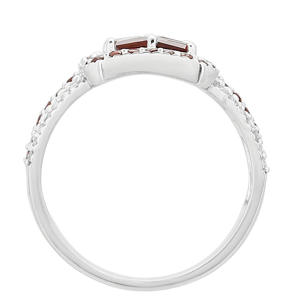 Anel de Prata com Granada e Topázio Branco  Contraste: Cabeca de Veado (800)