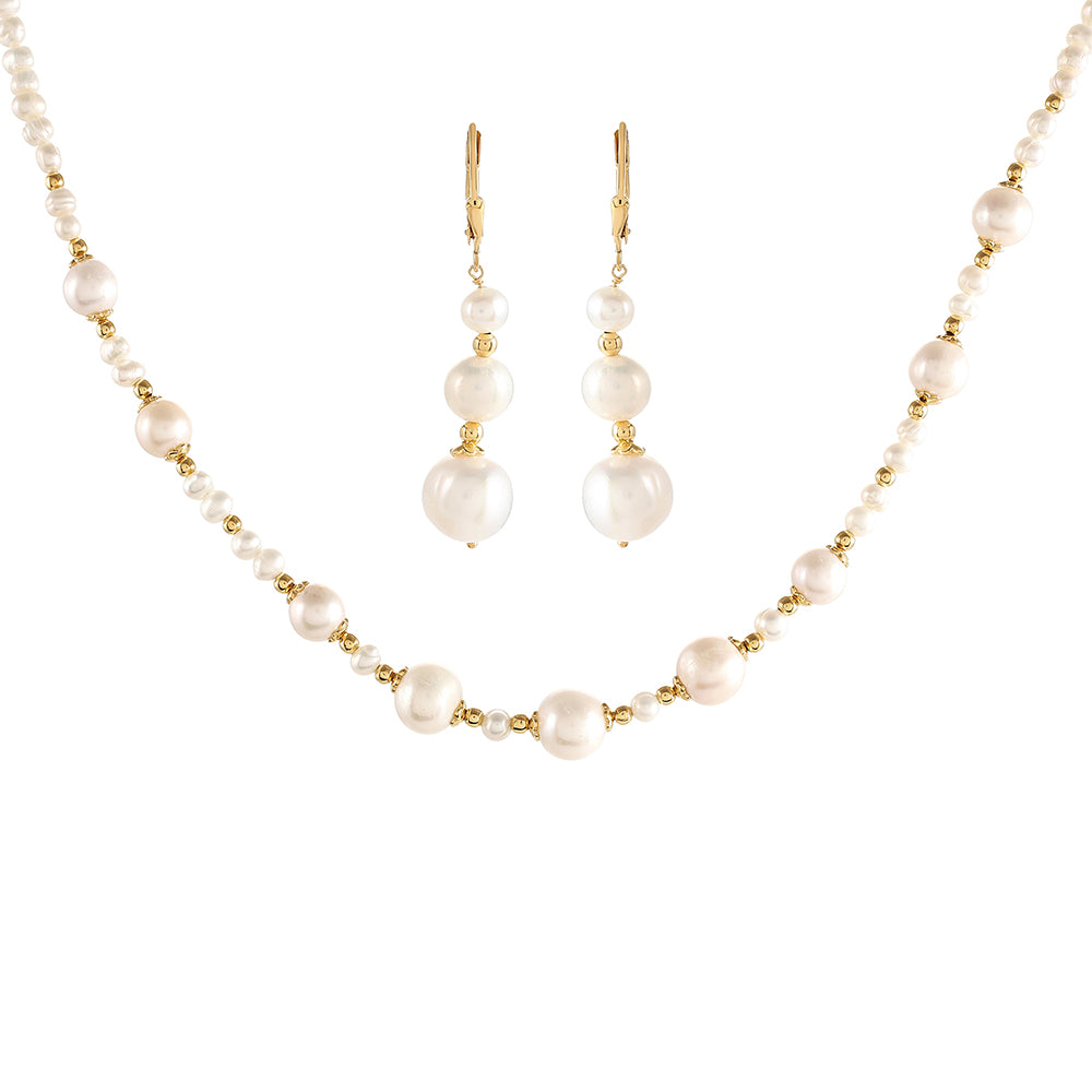 Conjunto de Prata com Banho de Ouro com Pérola Cultivada de Baroque ( Colar+Brincos )  Contraste: Cabeca de Veado (800)