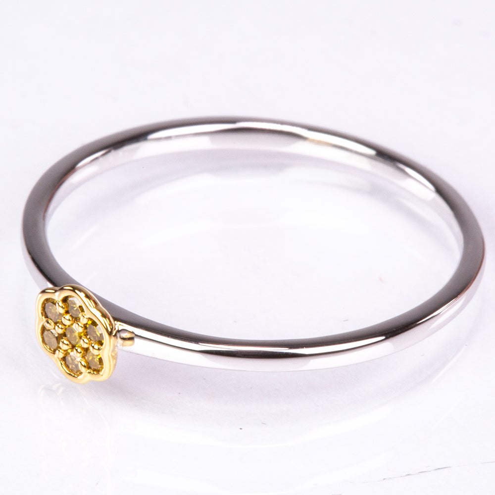 Anel de Prata com Diamante Verde Veronese