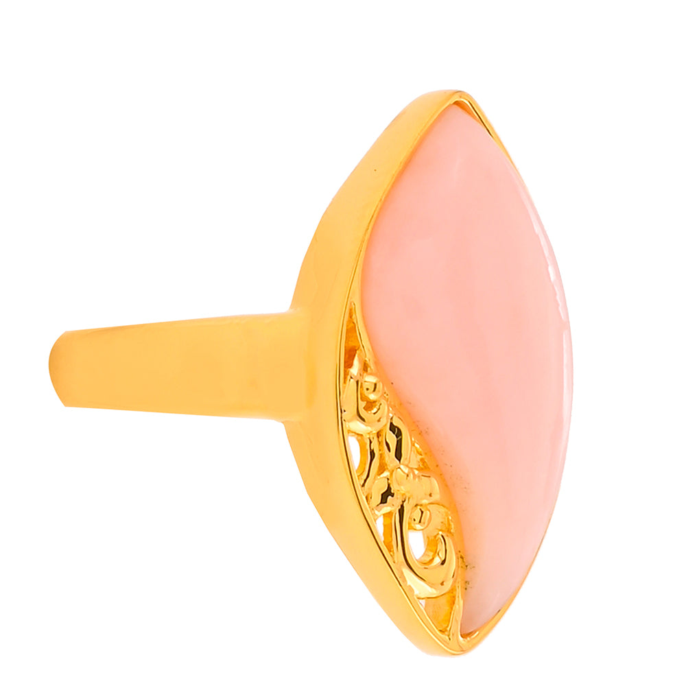 Anel de Prata com Banho de Ouro com Opala Rosa  Contraste: Cabeca de Veado (800)