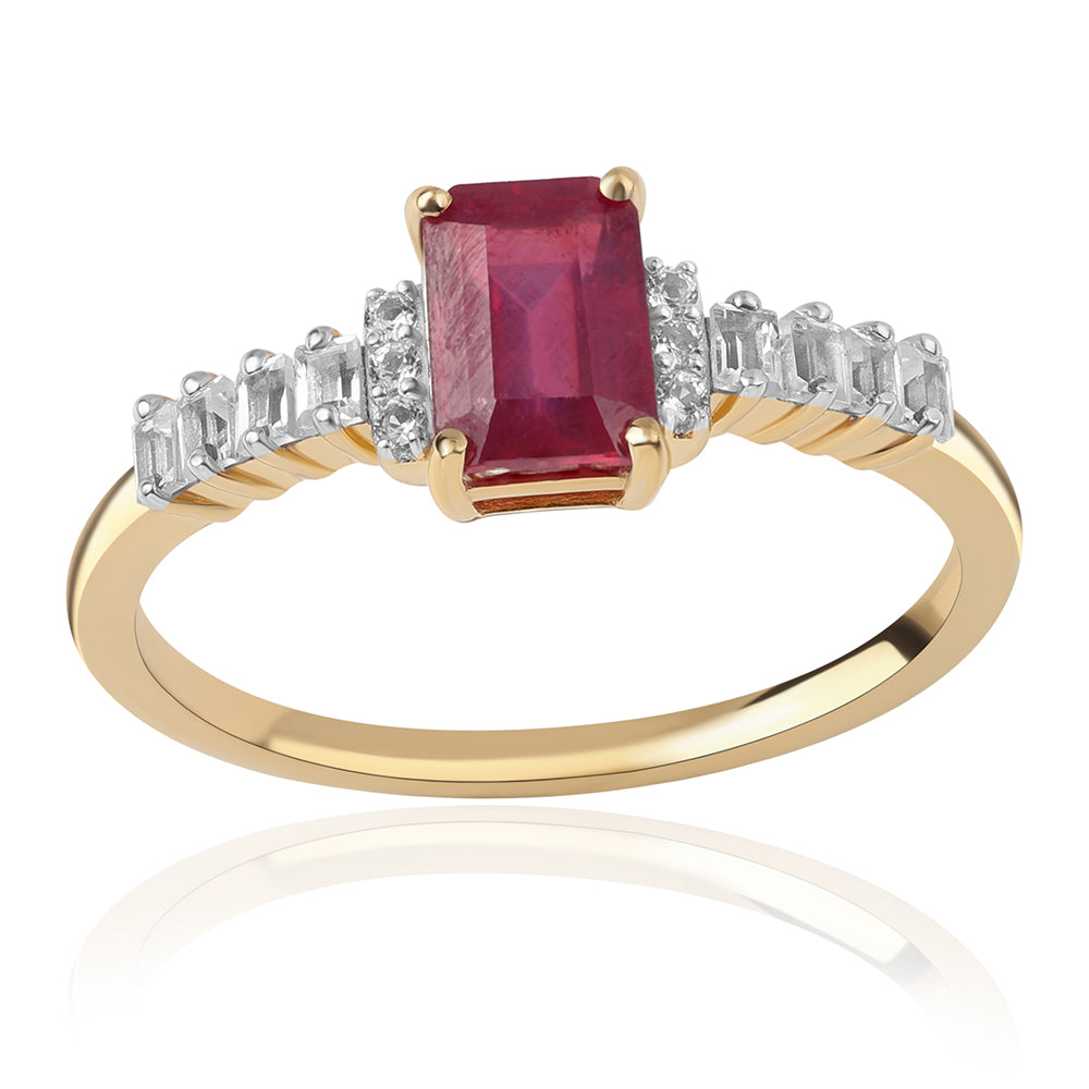 Anel de Prata com Banho de Ouro com Rubi de Moçambique e Topázio Branco