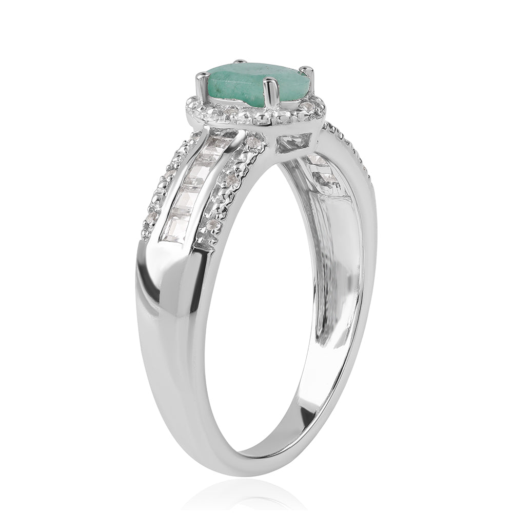 Anel de Prata com Esmeralda do Brasil e Topázio Branco  Contraste: Cabeca de Veado (800)