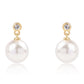 Brincos de Prata com Banho de Ouro com Pérola de Água Doce Branca e Topázio Branco