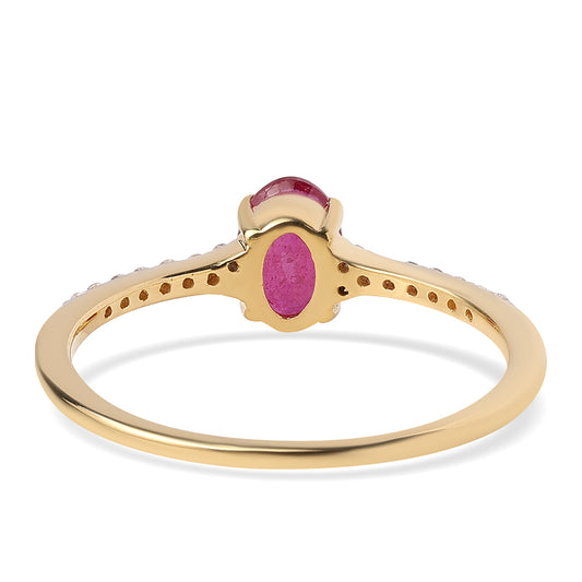 Anel de Prata com Banho de Ouro com Rubi de Moçambique e Topázio Branco