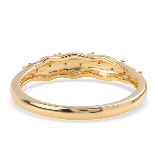 Anel de Prata com Banho de Ouro com Diamante Azul e Diamante Branco