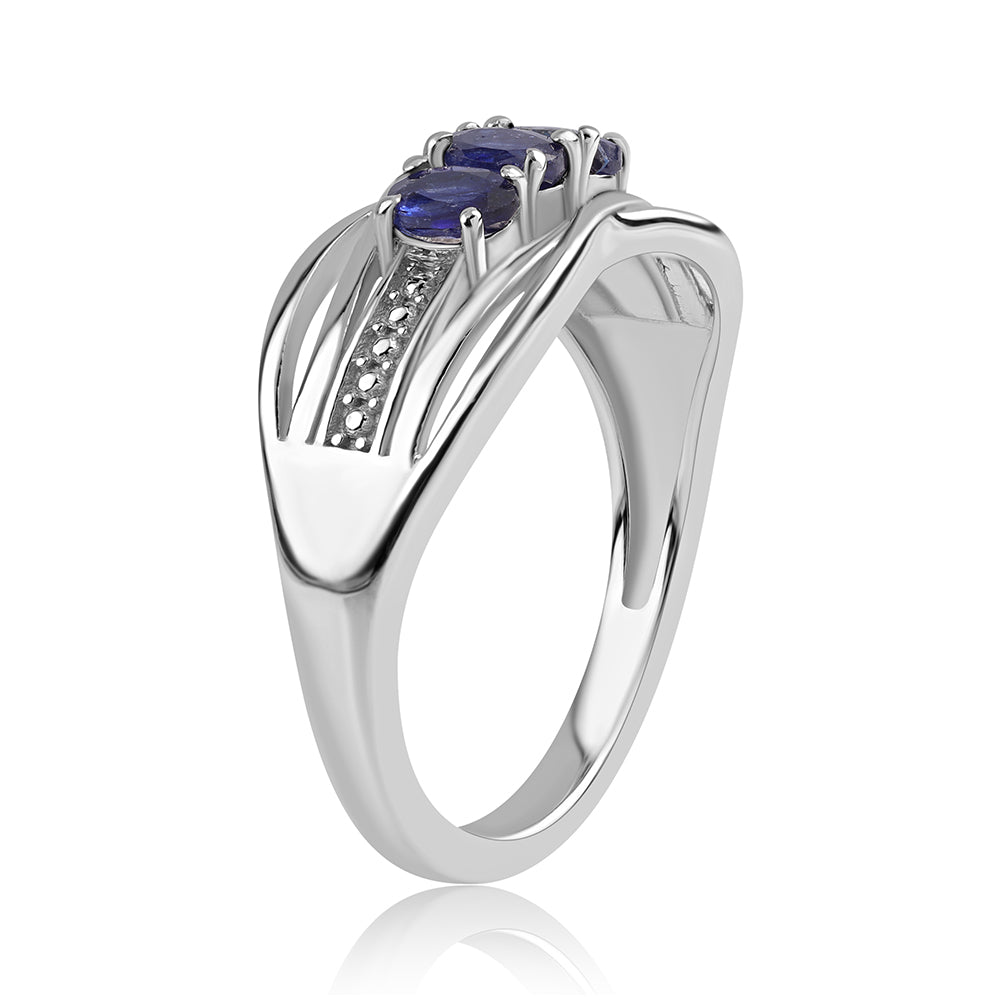 Anel de Prata com Safira Azul Australiana  Contraste: Cabeca de Veado (800)