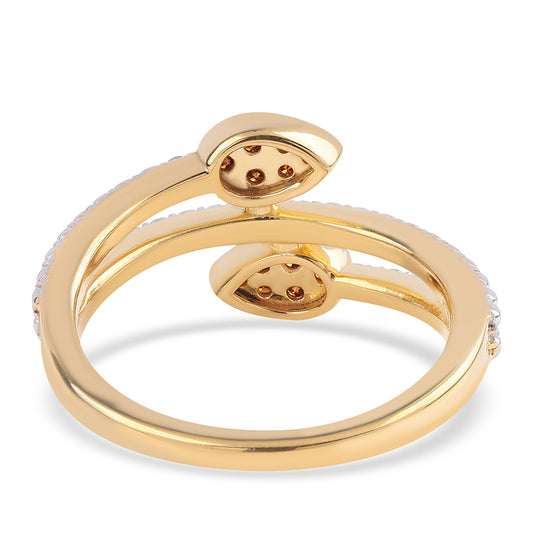 Anel de Prata com Banho de Ouro com Diamante Vermelho e Diamante Branco  Contraste: Cabeca de Veado (800)