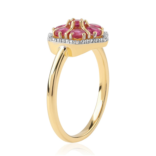 Anel de Prata com Banho de Ouro com Rubi de Moçambique e Topázio Branco