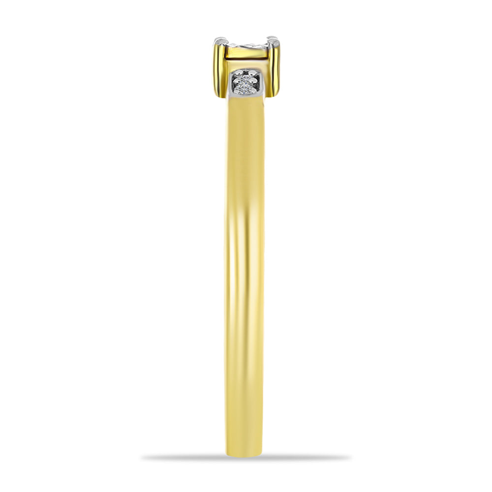 Anel de Prata com Banho de Ouro com Diamante Branco