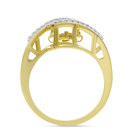 Anel de Prata com Banho de Ouro com Diamante Branco e Zircão Branco  Contraste: Cabeca de Veado (800)