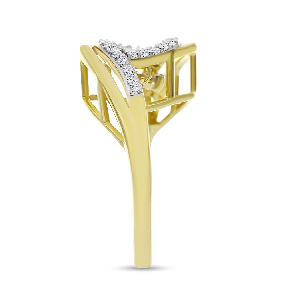 Anel de Prata com Banho de Ouro com Diamante Branco e Zircão Branco  Contraste: Cabeca de Veado (800)