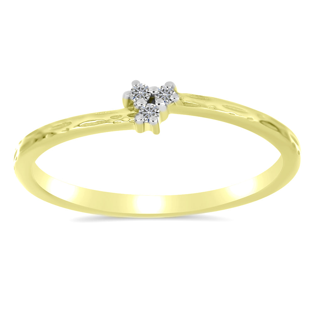 Anel de Prata com Banho de Ouro com Diamante Branco