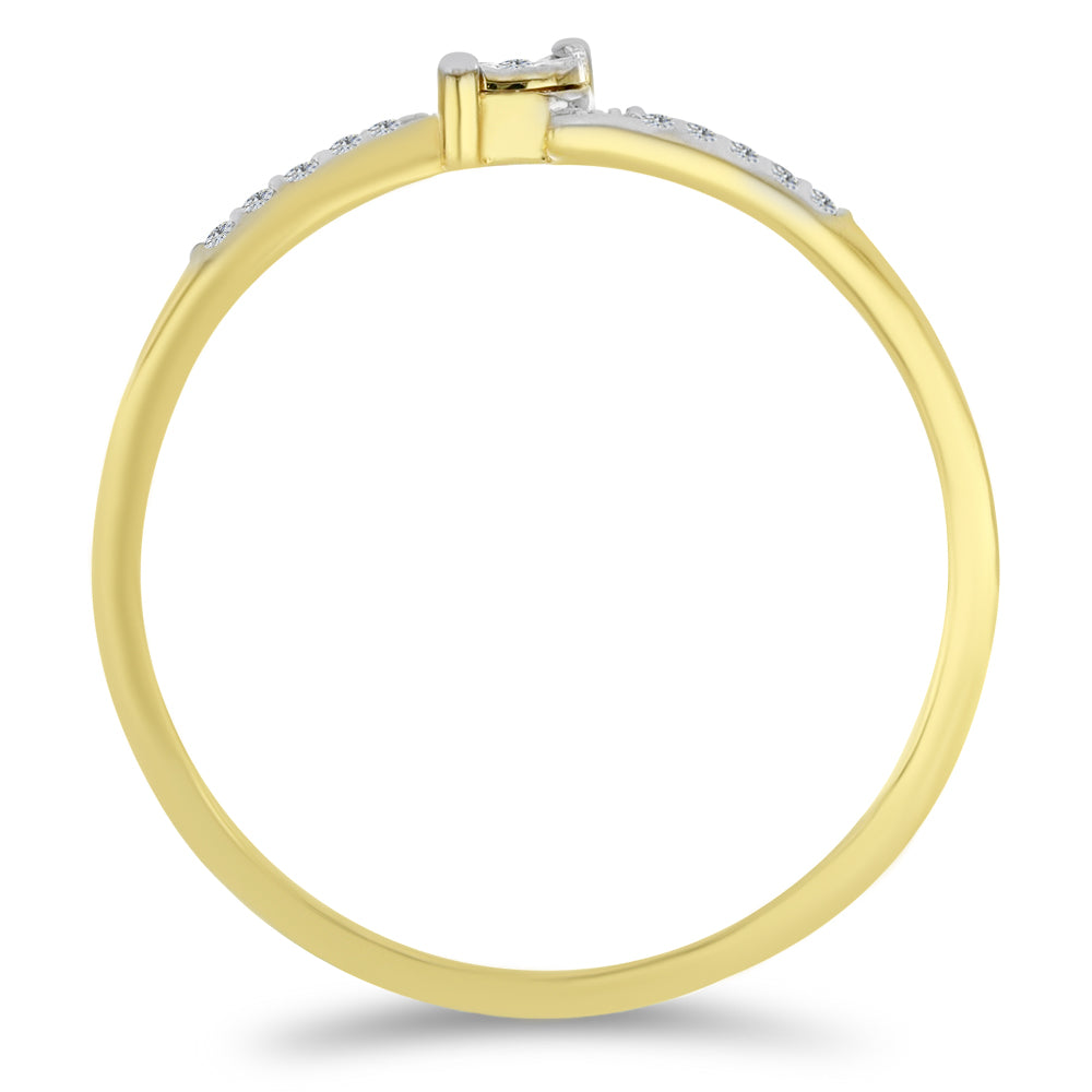 Anel de Prata com Banho de Ouro com Diamante Branco e Zircão Branco