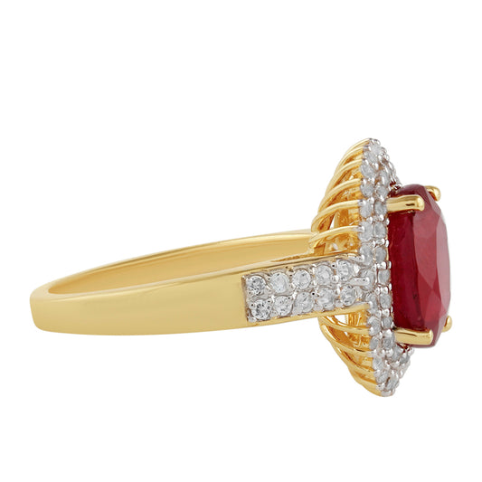 Anel de Prata com Banho de Ouro com Rubi da Tailândia e Topázio Branco  Contraste: Cabeca de Veado (800)