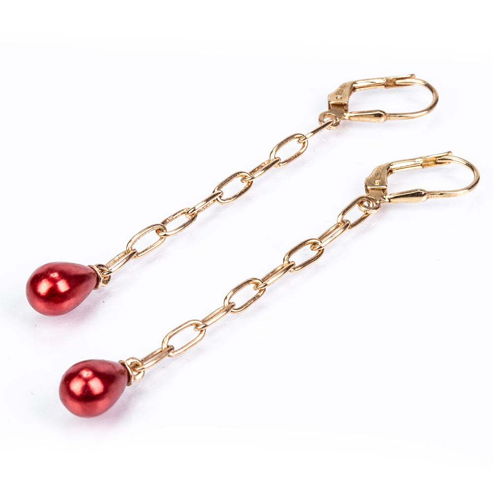 Brincos de Prata com Banho de Ouro com Pérola Vermelha de Água Doce