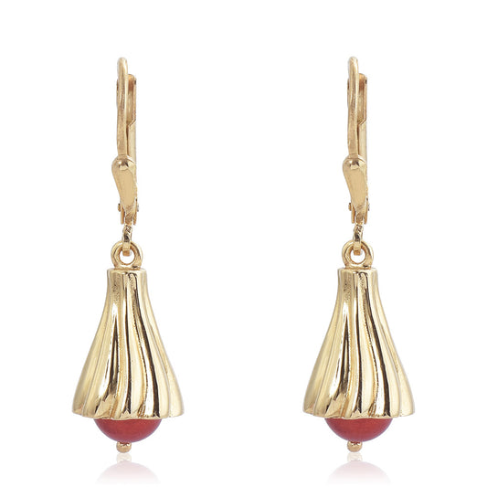 Brincos de Prata com Banho de Ouro com Pérola Vermelha de Água Doce