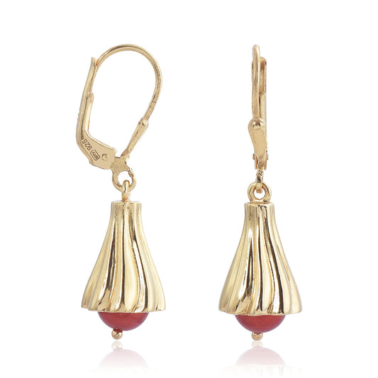 Brincos de Prata com Banho de Ouro com Pérola Vermelha de Água Doce