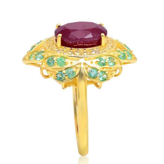 Anel de Prata com Banho de Ouro com Rubi de Madagáscar e Esmeralda do Brasil  Contraste: Cabeca de Veado (800)