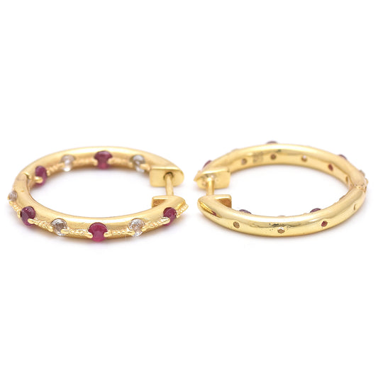 Brincos de Prata com Banho de Ouro com Rubi de Madagáscar e Topázio Branco