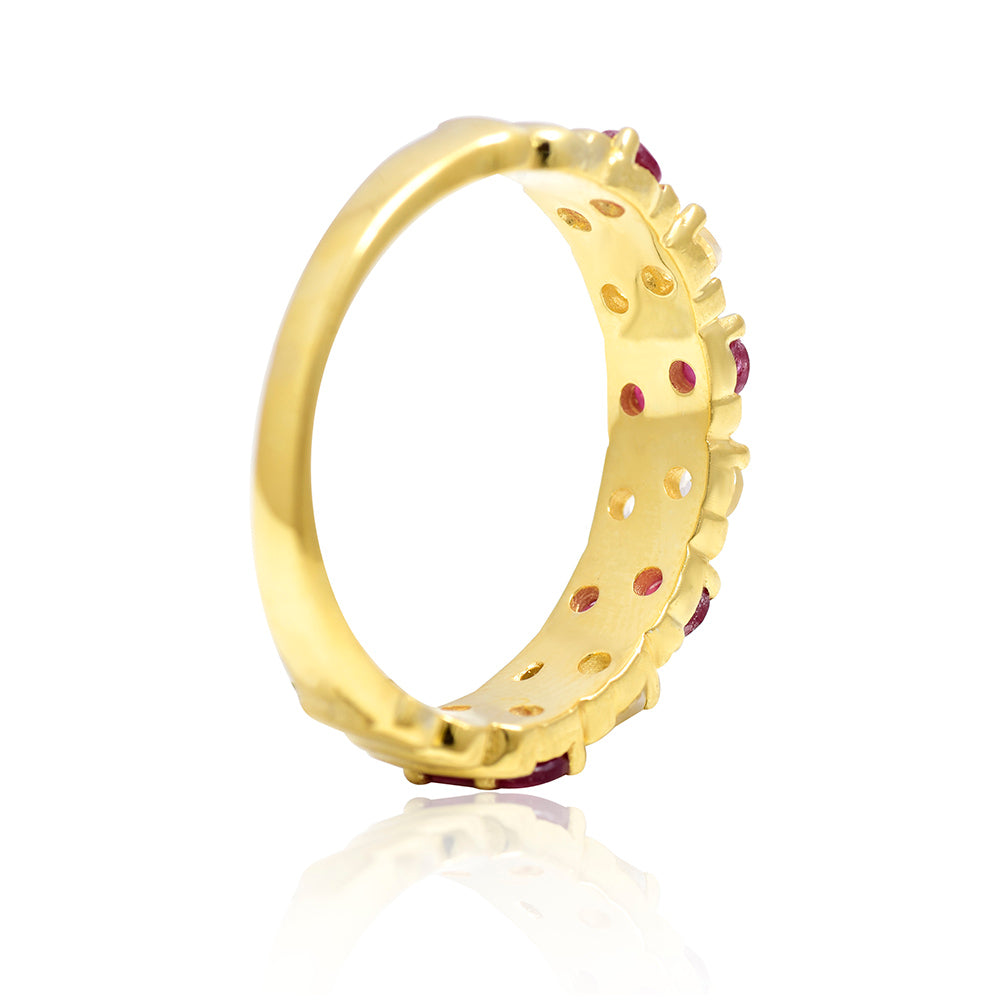 Anel de Prata com Banho de Ouro com Rubi de Madagáscar e Topázio Branco  Contraste: Cabeca de Veado (800)