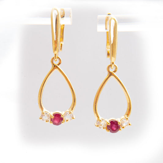 Brincos de Prata com Banho de Ouro com Rubi de Madagáscar