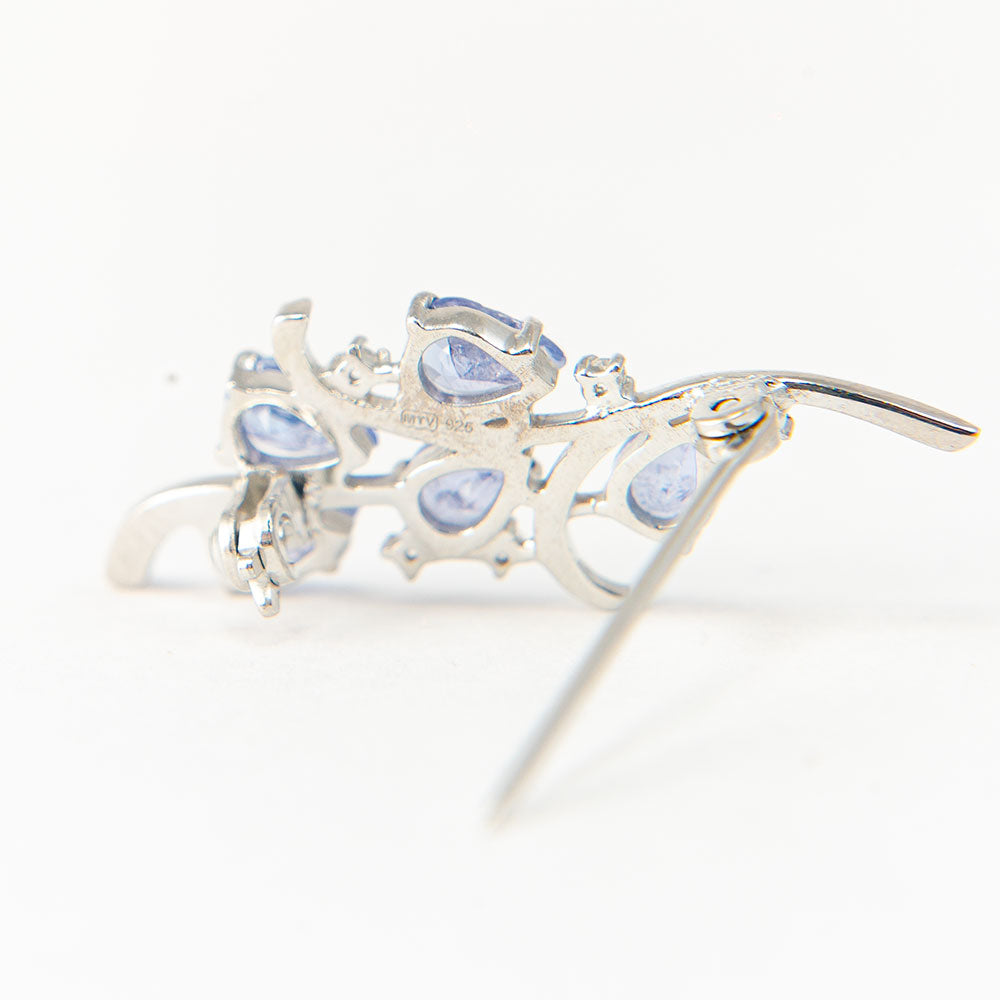 Alfinete de Prata com Tanzanite AAA e Topázio Branco
