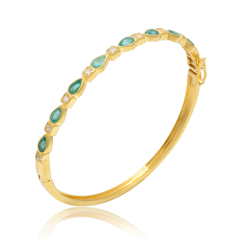 Pulseira de Prata com Banho de Ouro com Esmeralda do Brasil e Topázio Branco  Contraste: Cabeca de Veado (800)