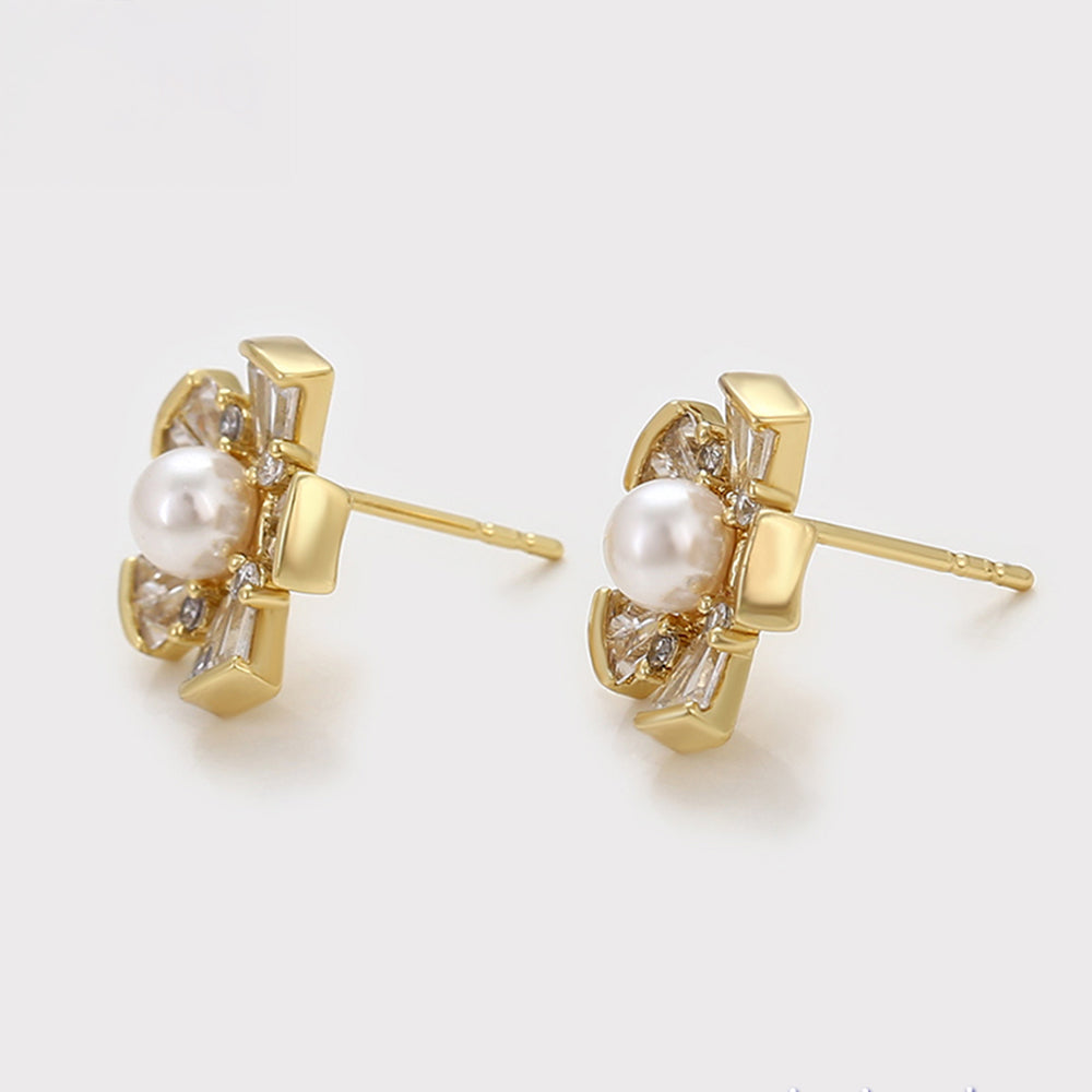 Brincos de Liga de Ouro com Pérola de Vidro e Cristal Emporia® Branco