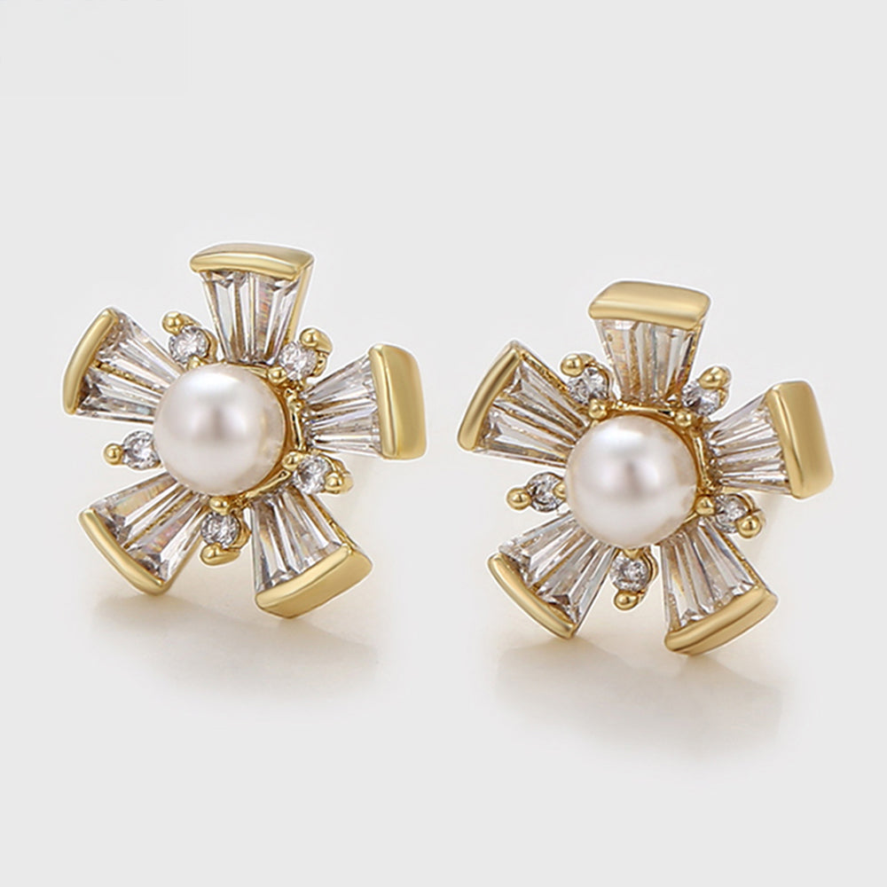 Brincos de Liga de Ouro com Pérola de Vidro e Cristal Emporia® Branco