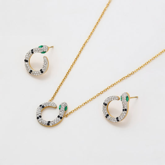 Conjunto de Liga de Ouro com Cristal Emporia® Verde e Cristal Emporia® Branco ( Colar+Brincos )