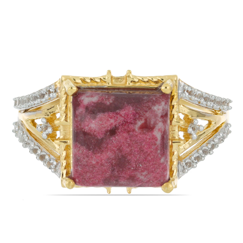 Anel de Prata com Banho de Ouro com Thulite e Topázio Branco  Contraste: Cabeca de Veado (800)