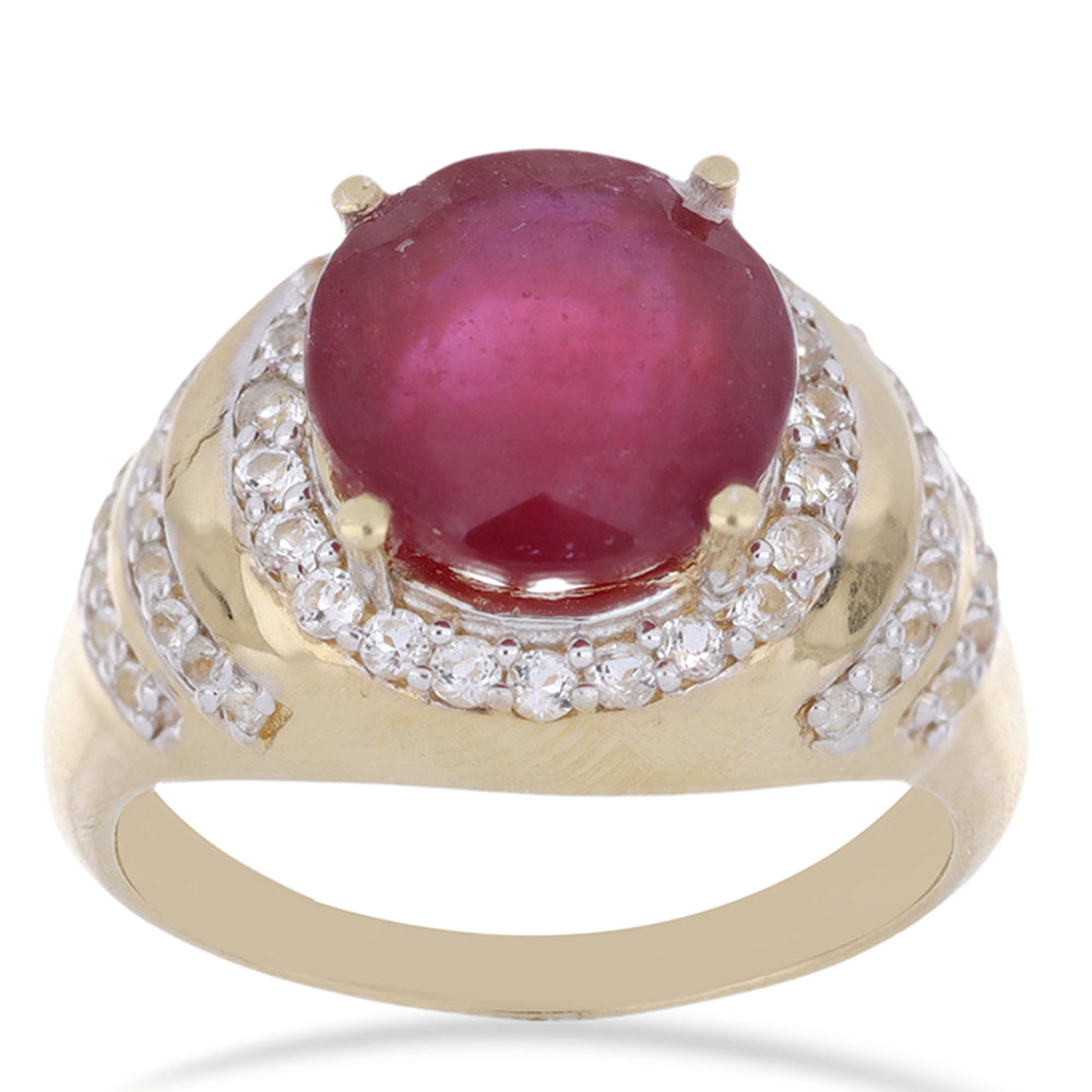 Anel de Prata com Banho de Ouro com Rubi de Madagáscar e Topázio Branco  Contraste: Cabeca de Veado (800)