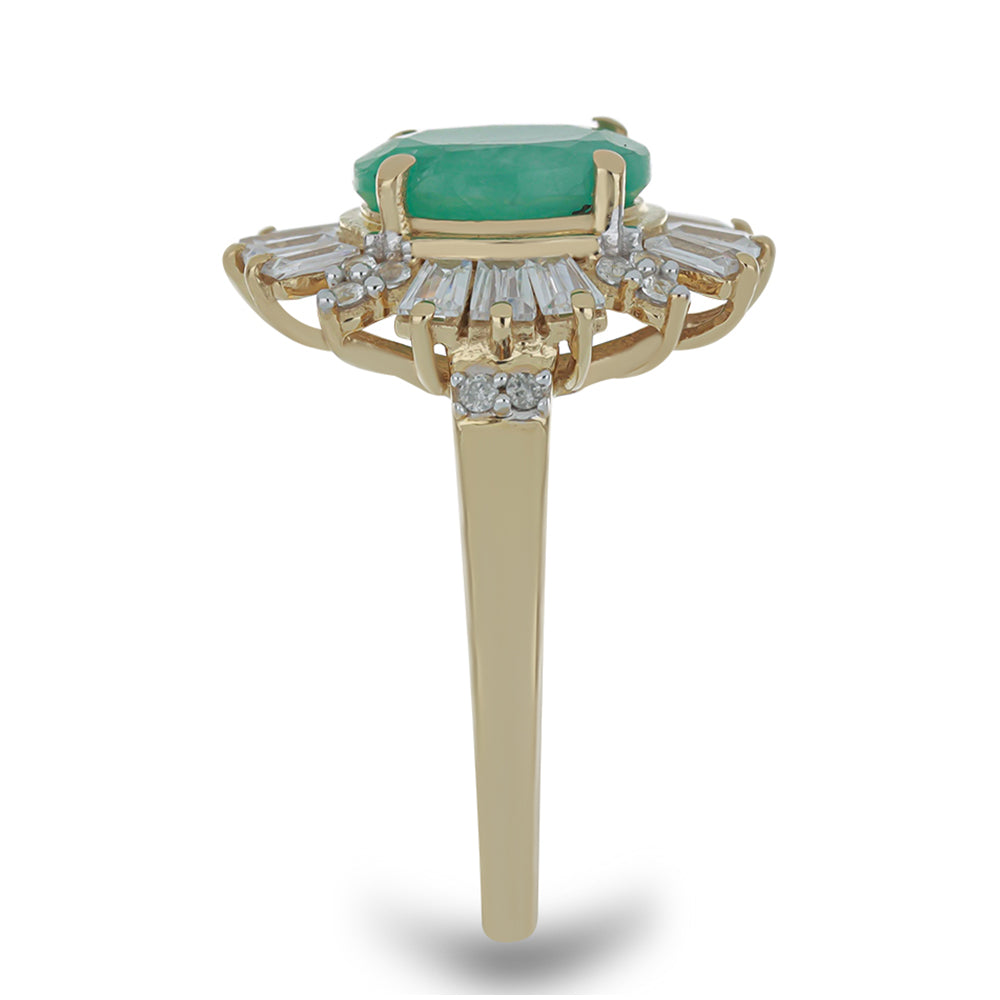 Anel de Prata com Banho de Ouro com Esmeralda do Brasil e Zircão Branco  Contraste: Cabeca de Veado (800)