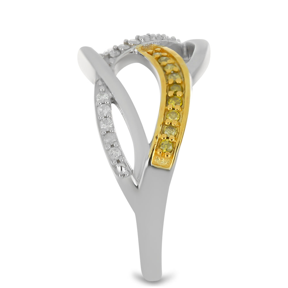 Anel de Prata com Diamante Amarelo e Diamante Branco  Contraste: Cabeca de Veado (800)