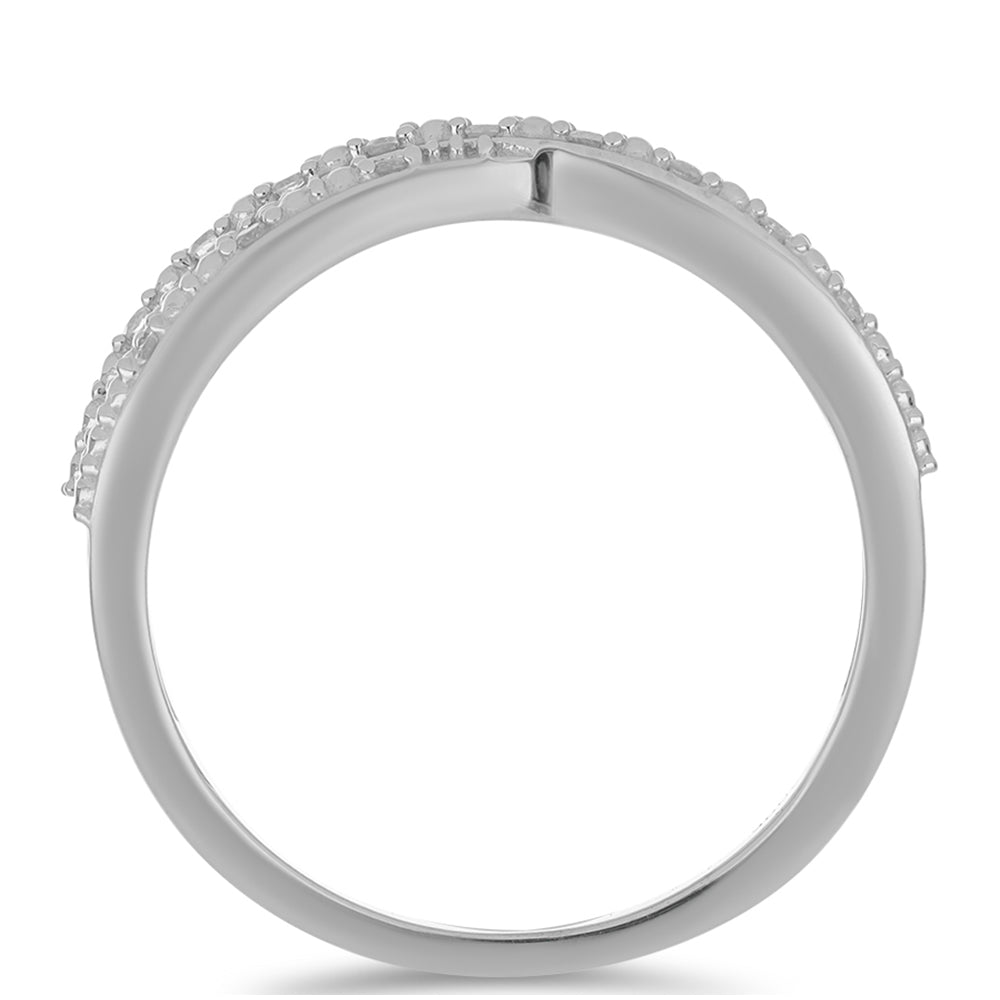 Anel de Prata com Diamante Branco  Contraste: Cabeca de Veado (800)