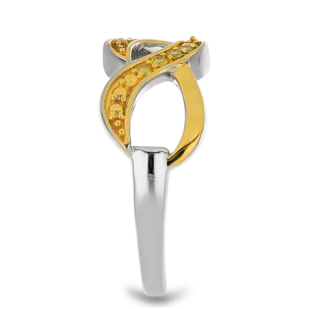 Anel de Prata com Banho de Ouro com Diamante Amarelo  Contraste: Cabeca de Veado (800)