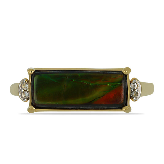 Anel de Prata com Banho de Ouro com Ammolite e Topázio Branco  Contraste: Cabeca de Veado (800)