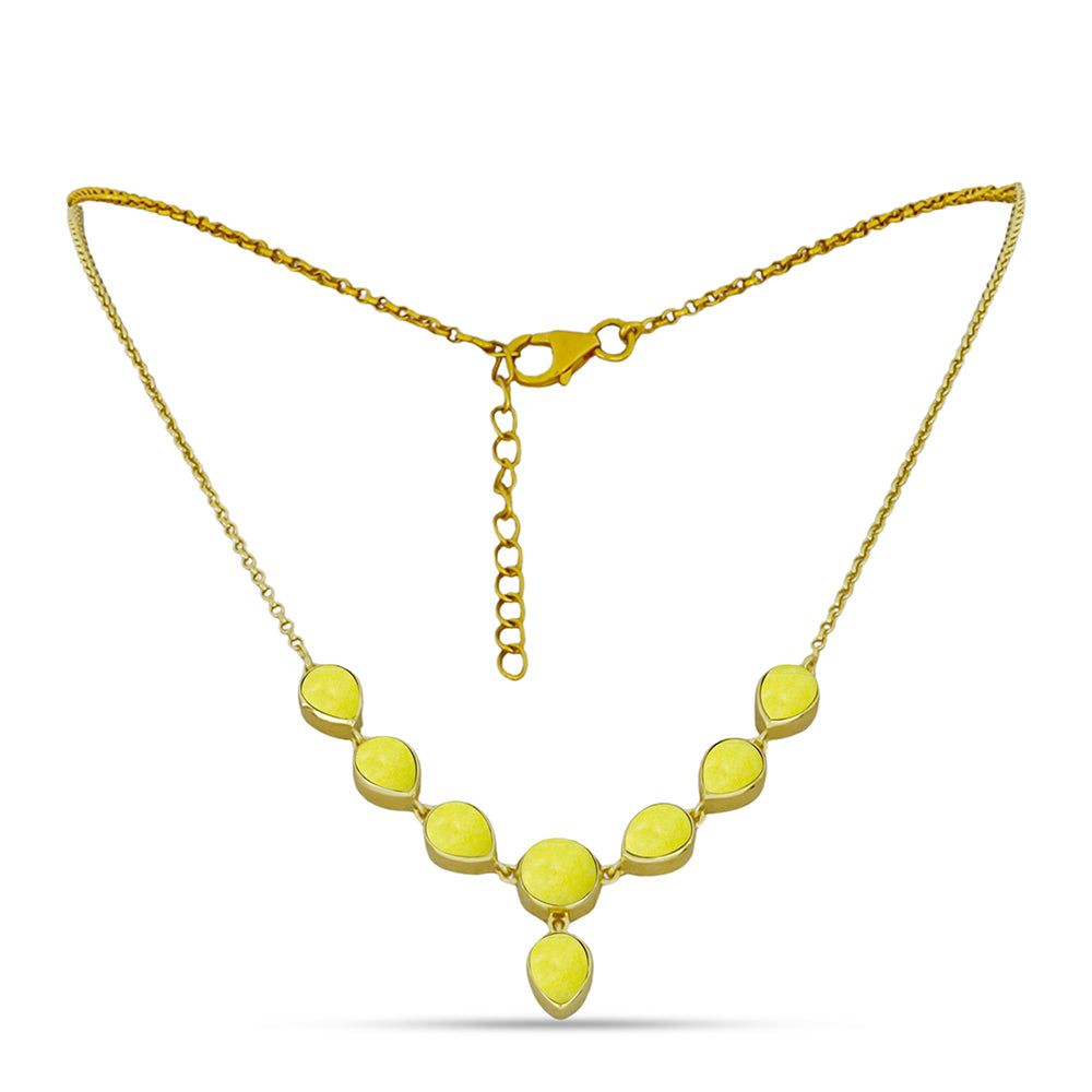 Colar de Prata com Banho de Ouro com Serpentina Amarela  Contraste: Cabeca de Veado (800)