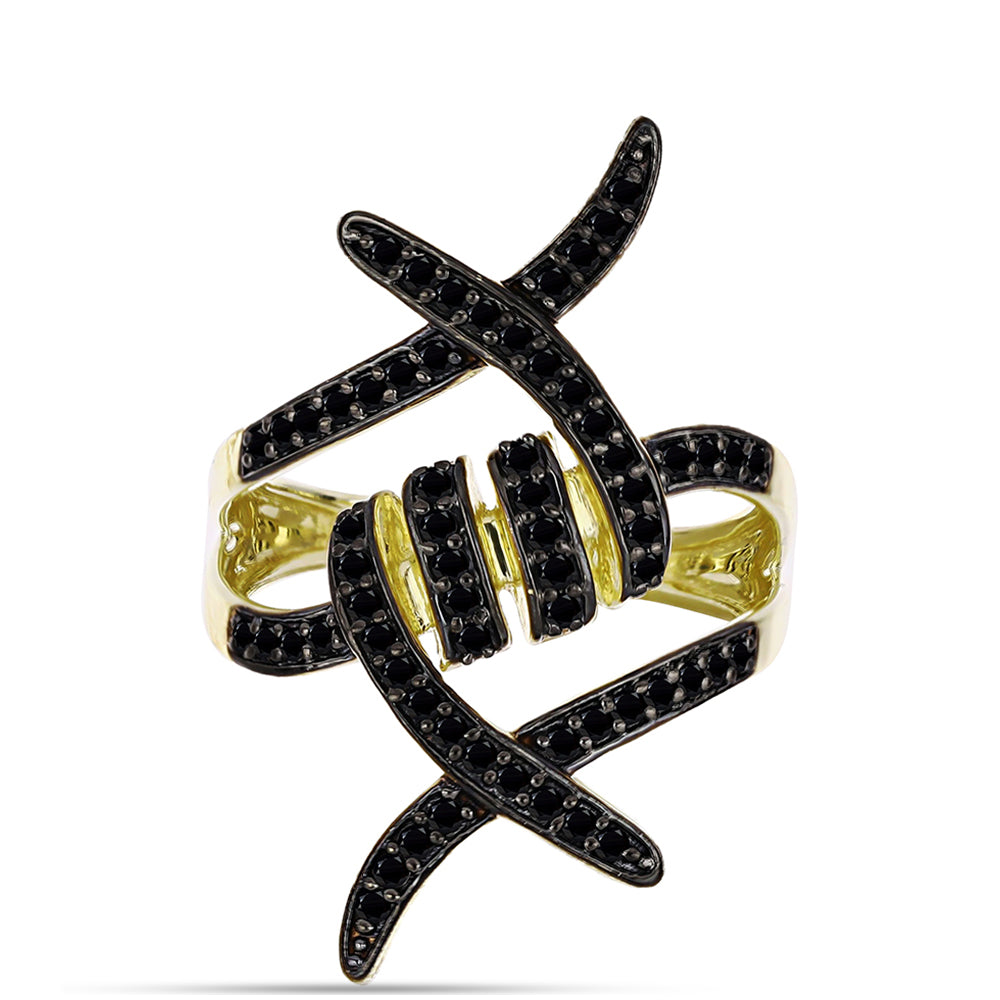 Anel de Prata com Banho de Ouro com Espinela Preta  Contraste: Cabeca de Veado (800)