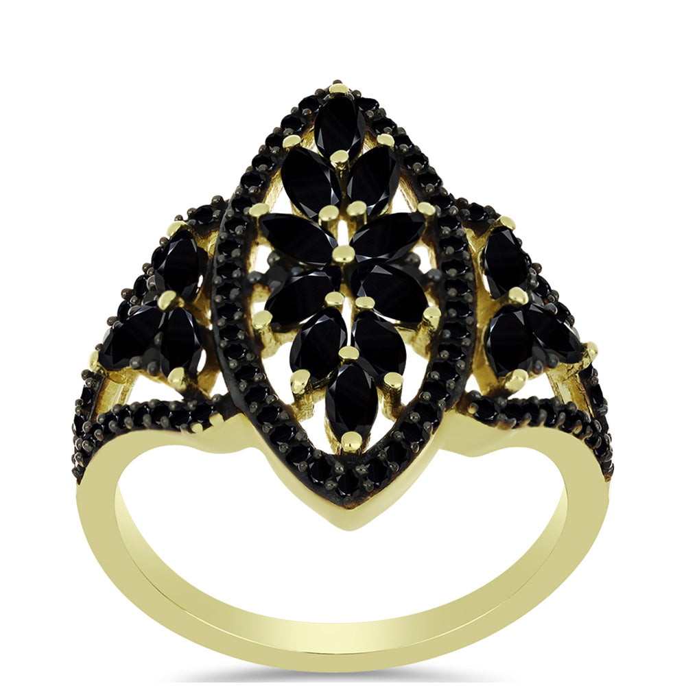 Anel de Prata com Banho de Ouro com Espinela Preta  Contraste: Cabeca de Veado (800) 3 