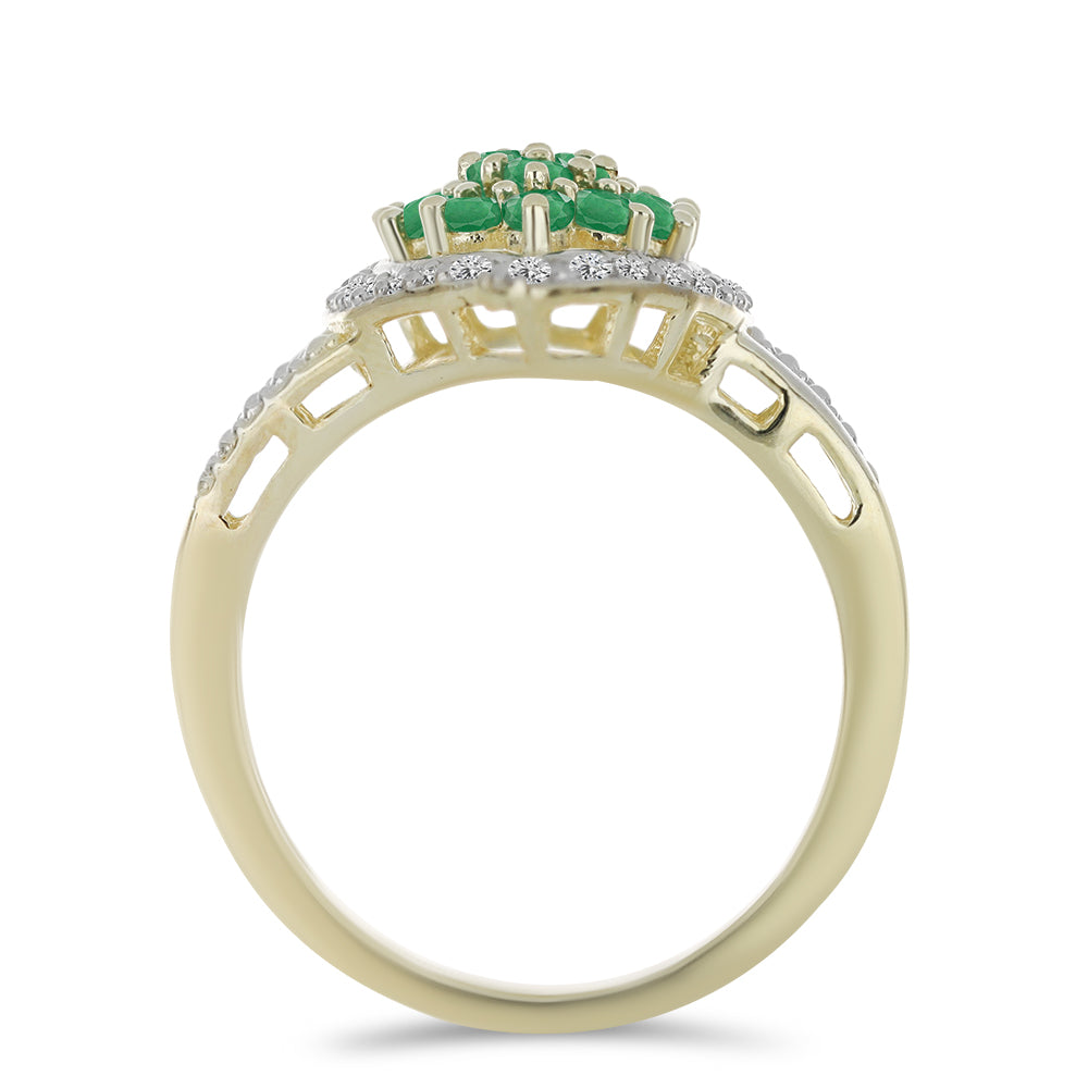 Anel de Prata com Banho de Ouro com Esmeralda do Brasil e Topázio Branco  Contraste: Cabeca de Veado (800)