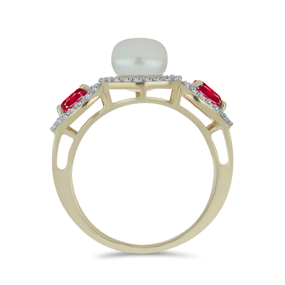 Anel de Prata com Banho de Ouro com Pérola Branca de Água Doce e Rubi de Madagáscar  Contraste: Cabeca de Veado (800)