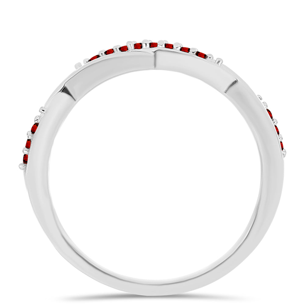 Anel de Prata com Granada de Barton