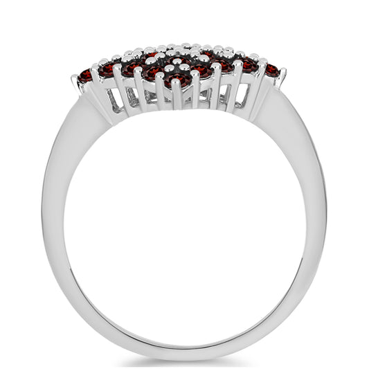 Anel de Prata com Granada de Barton