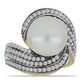 Anel de Prata com Banho de Ouro com Pérola de Água Doce Branca e Topázio Branco  Contraste: Cabeca de Veado (800)