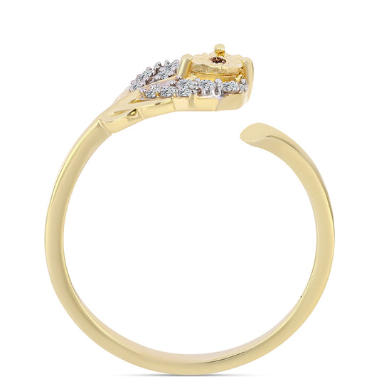 Anel de Prata com Banho de Ouro com Diamante cor de Cognac e Topázio Branco