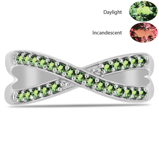 Anel de Prata com Alexandrita Natural  Contraste: Cabeca de Veado (800)