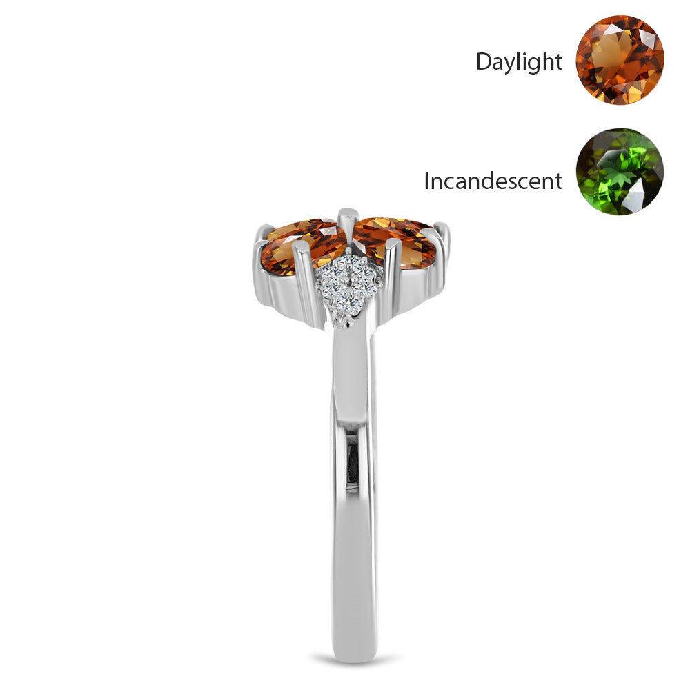 Anel de Prata com Zultanite da Anatólia certificado e cultivado em laboratório e Topázio Branco