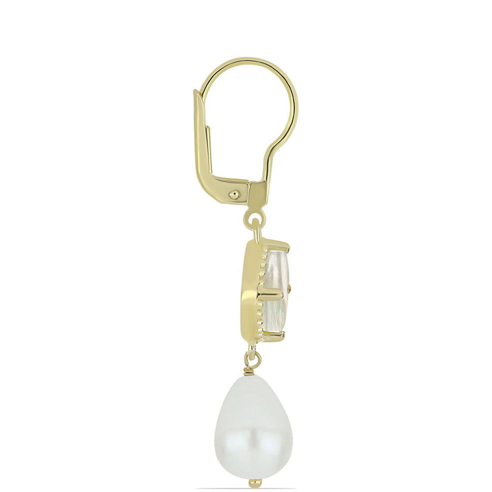 Brincos de Prata com Banho de Ouro com Mãe de Pérola e Pérola Branca de Água Doce