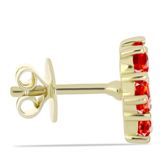 Brincos de Prata com Banho de Ouro com Opala Vermelha da Etiópia de Lega Dembi e Topázio Branco